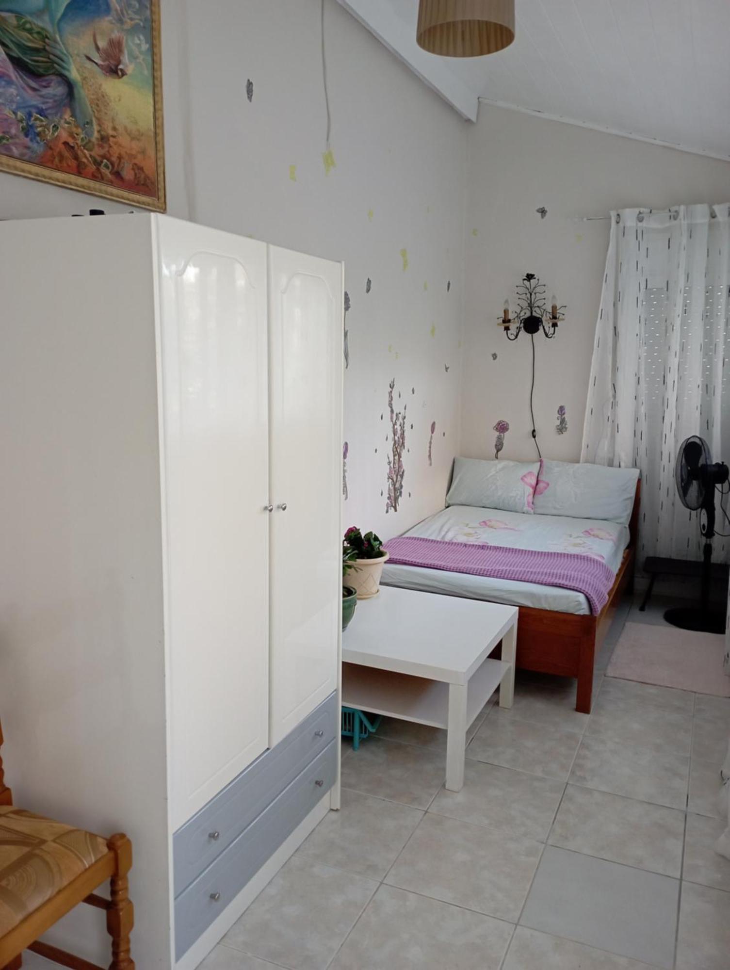 Райский Уголок Nea Moudania Exteriér fotografie